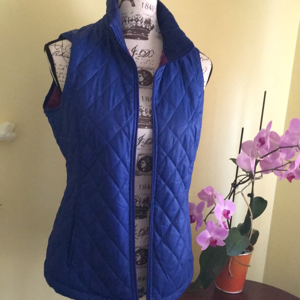Weatherproof blue vests
